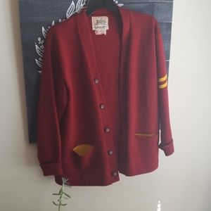 Vintage knit sweater yellow and red